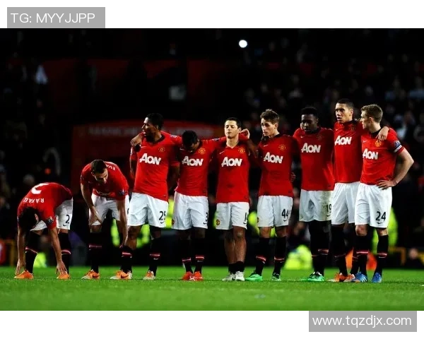 欧联杯曼城大胜曼联四球逆袭全场焦点瞬间引发热议分析